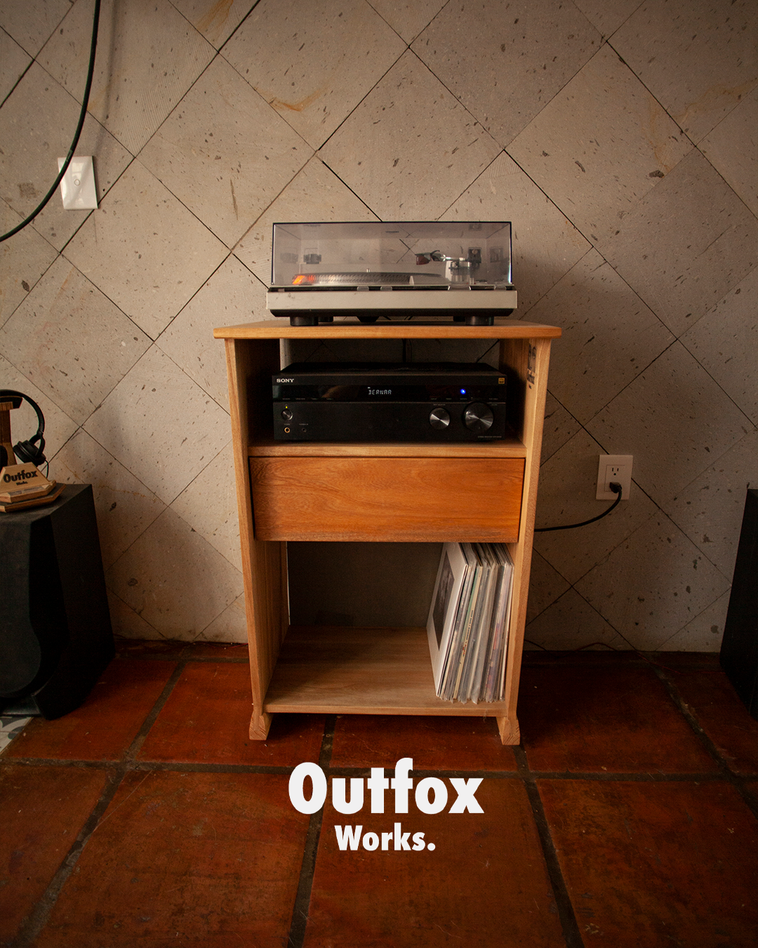 Mueble Premium para Tornamesa y Vinilos | Sistema "OSO"