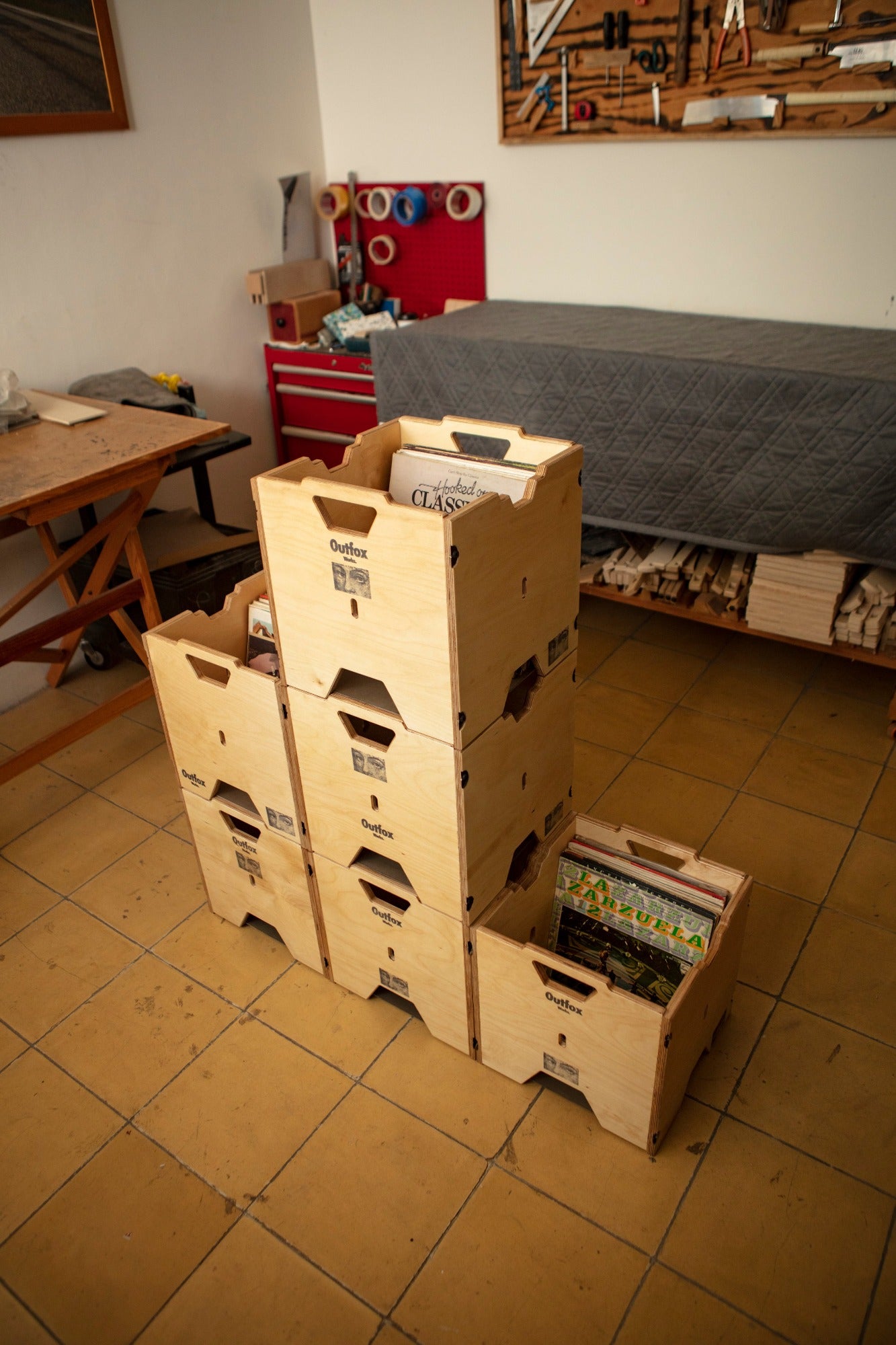 Caja de madera apilable para discos de vinilo/LP para un excelente  almacenamiento y exhibición de su colección de álbumes. -  México